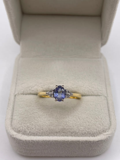18ct gold tanzanite and diamond ring