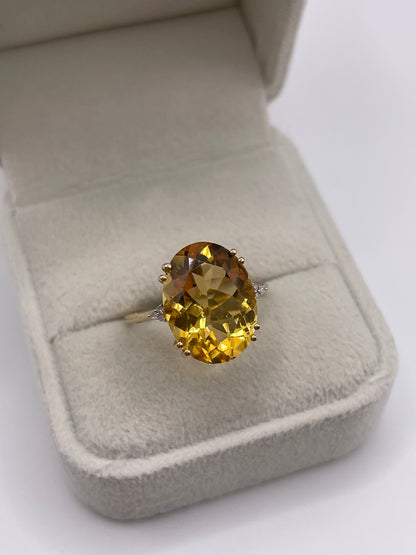 9ct gold citrine and diamond ring
