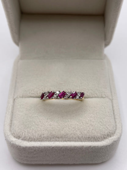 18ct gold ruby and diamond ring