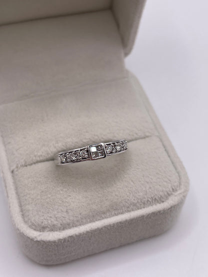 9ct white gold diamond cluster ring