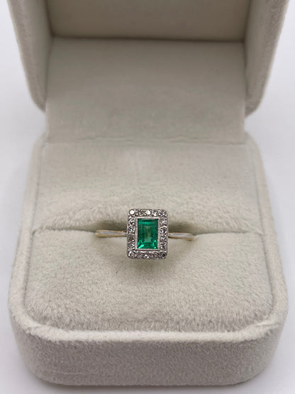 18ct gold platinum emerald and diamond ring