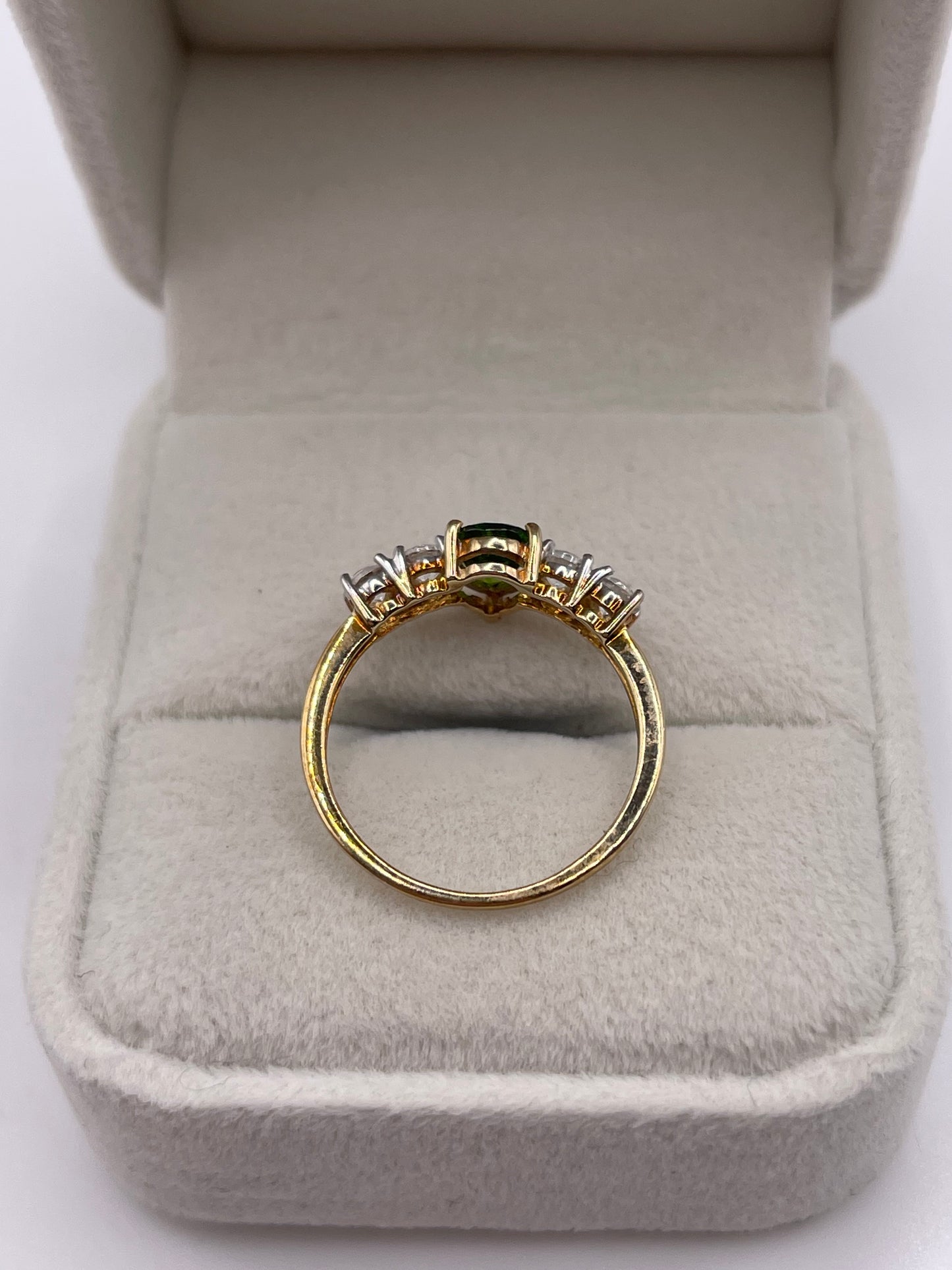 9ct gold diopside and zircon ring