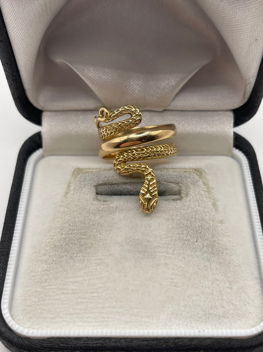 18ct gold snake ring