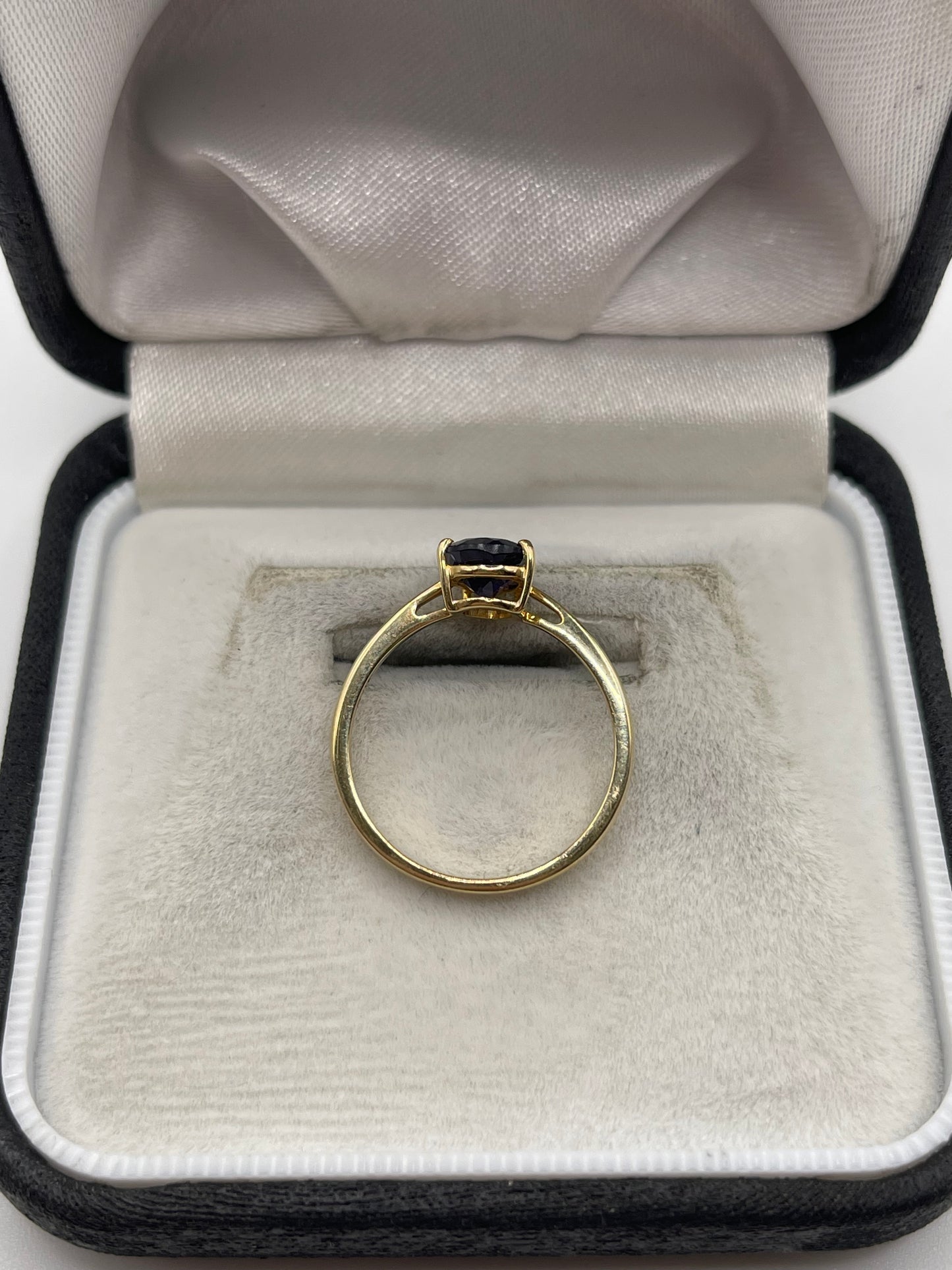 9ct gold blueberry quartz ring