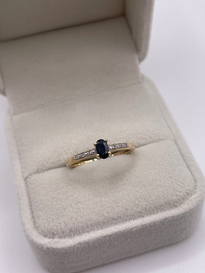 9ct gold sapphire and diamond ring