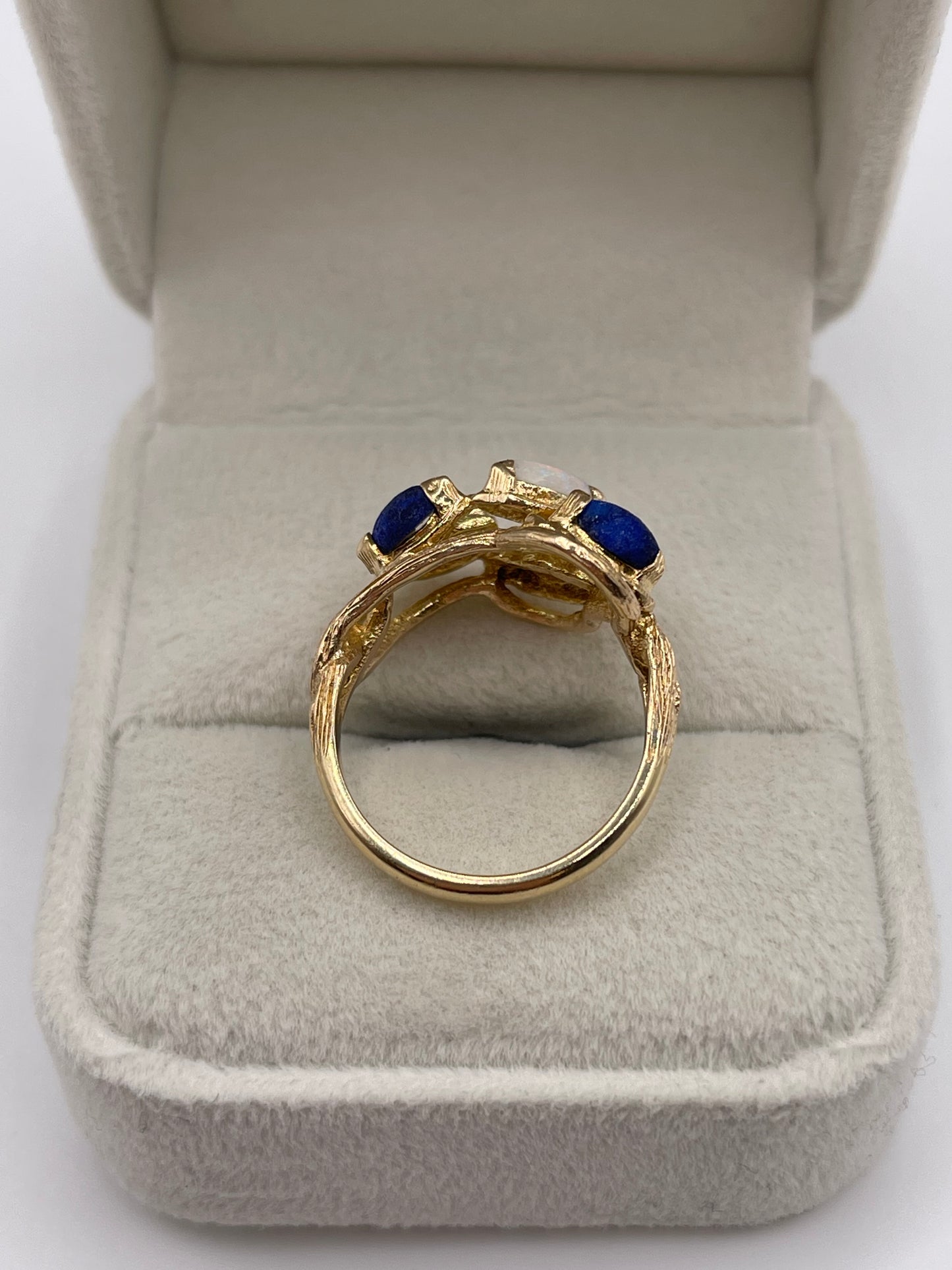9ct gold opal and lapis lazuli ring