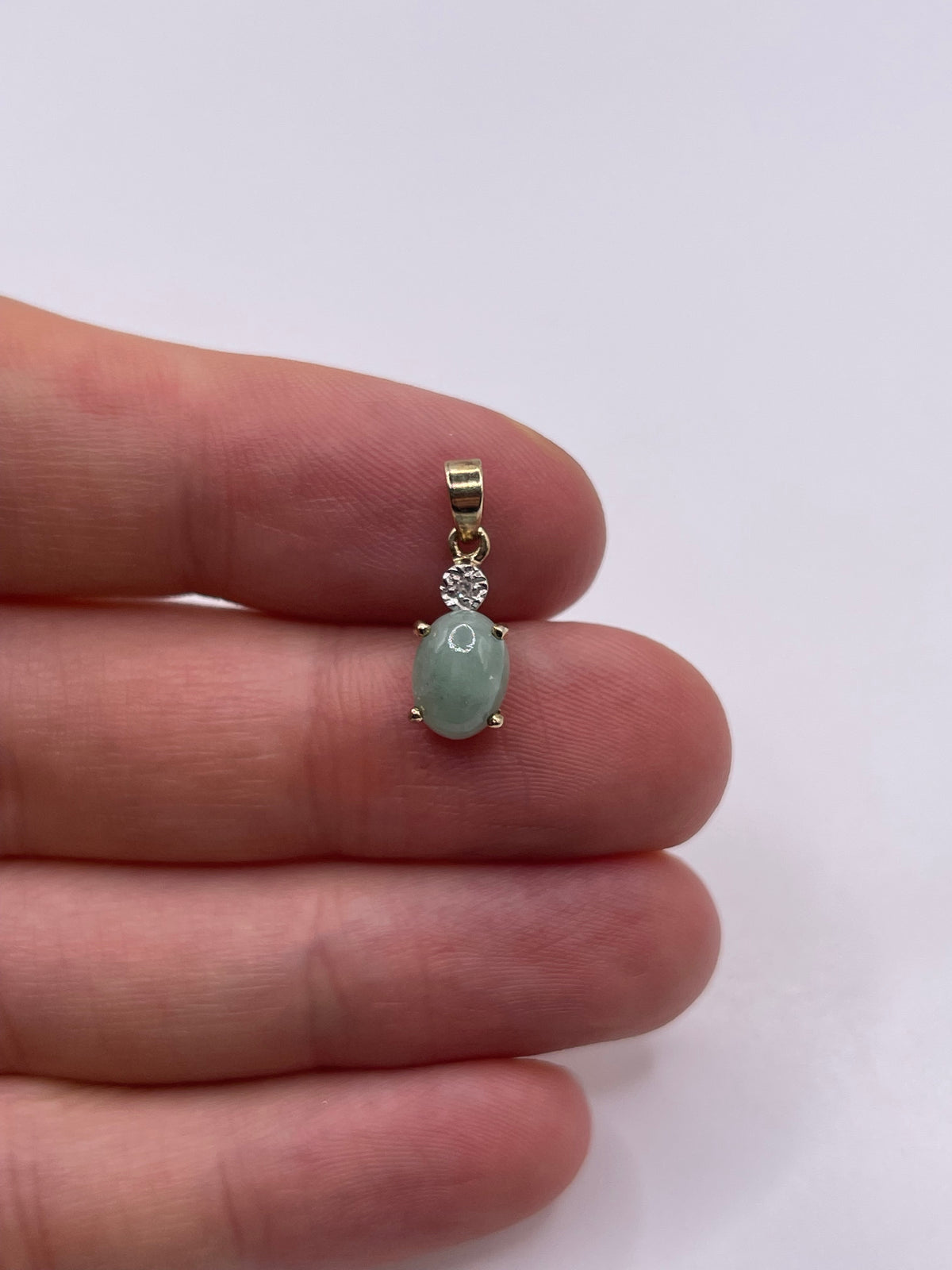 9ct gold jade and diamond pendant
