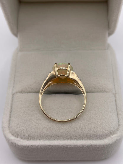 9ct gold opal and zircon ring