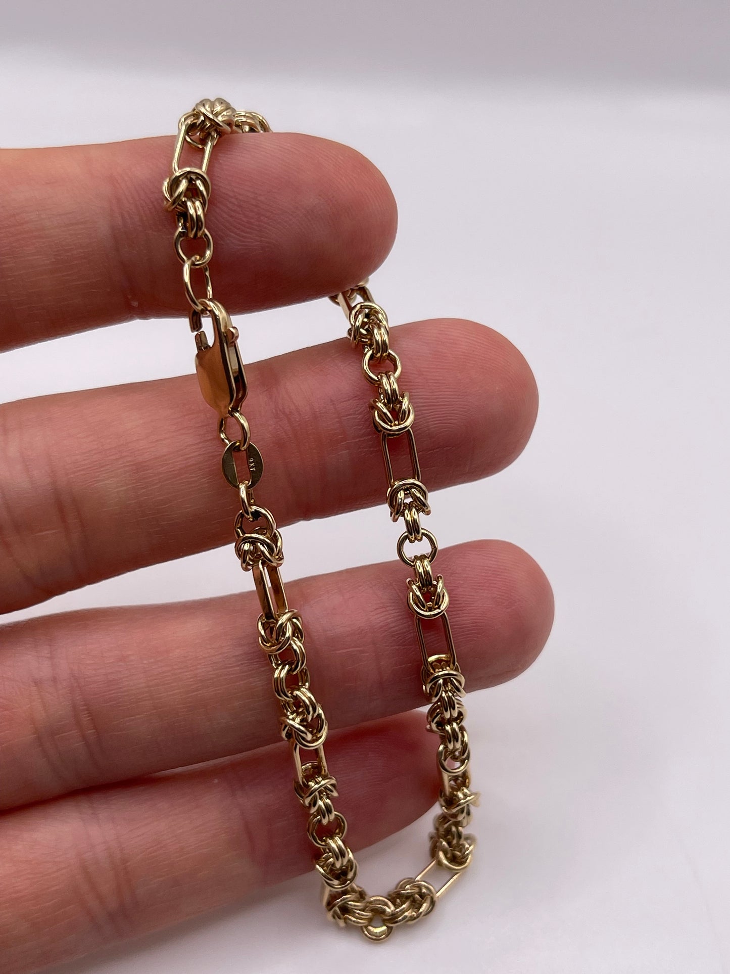 9ct gold bracelet