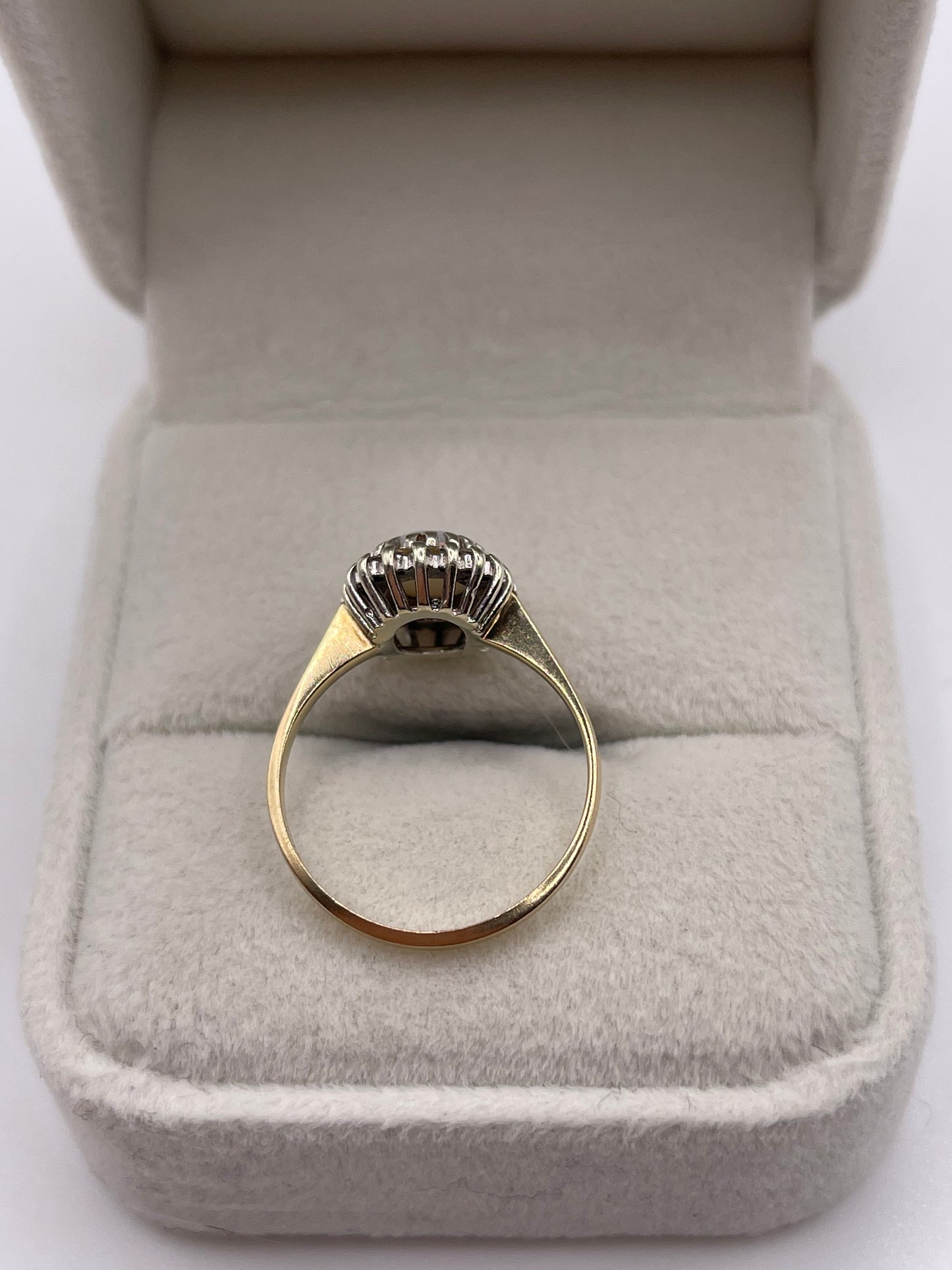 9ct gold opal and diamond ring