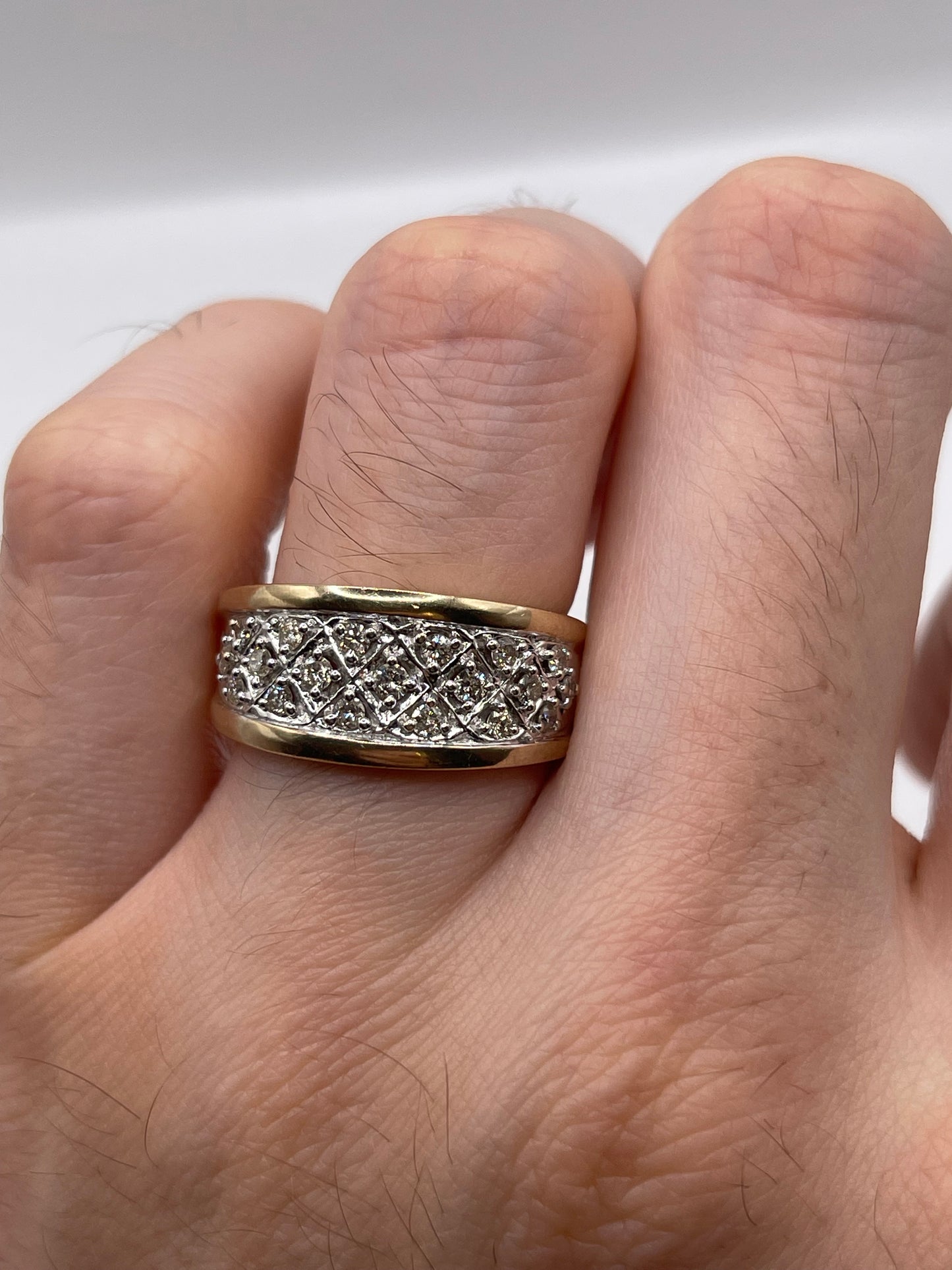 9ct gold diamond cluster ring
