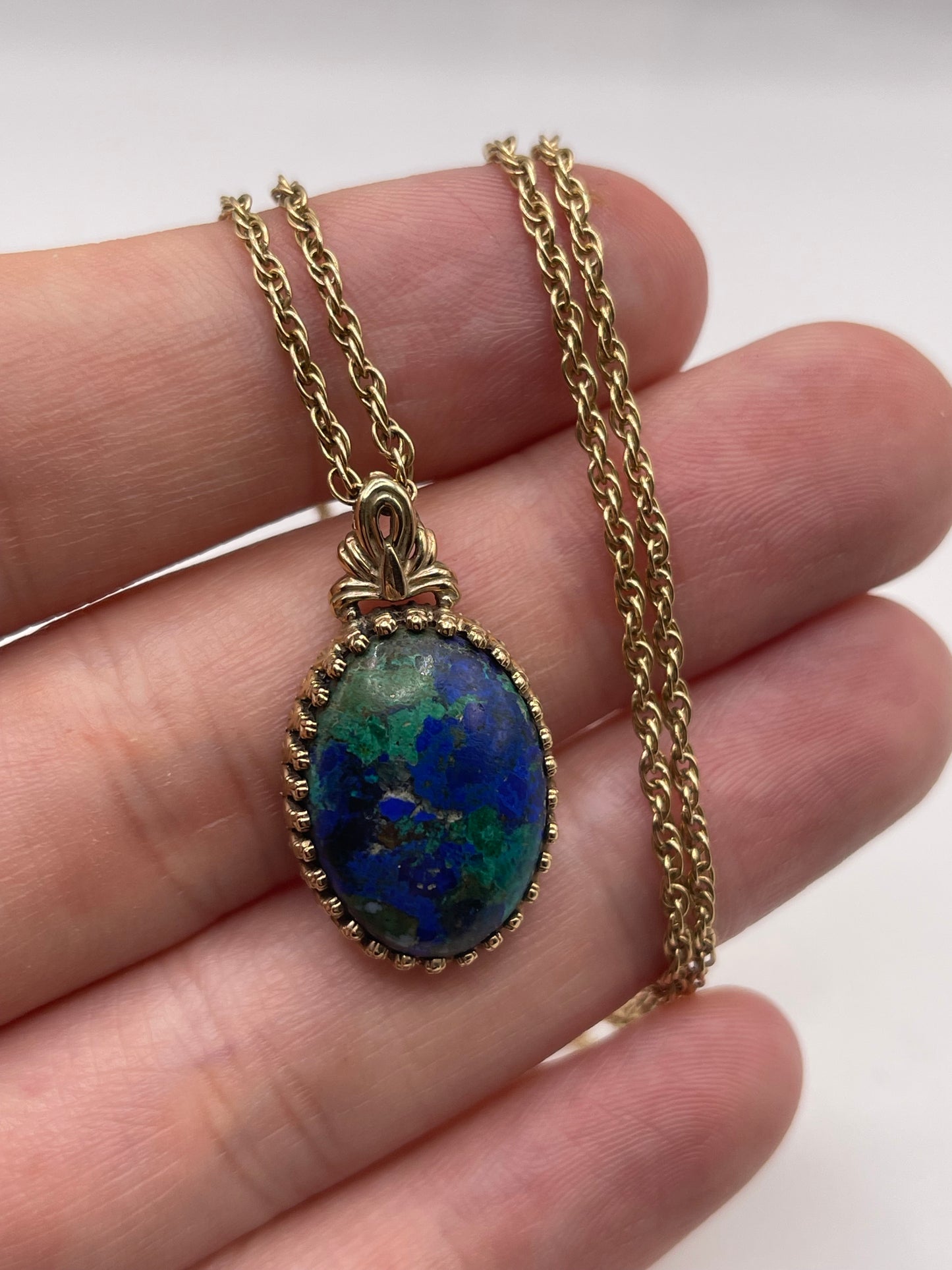 9ct gold gemstone necklace