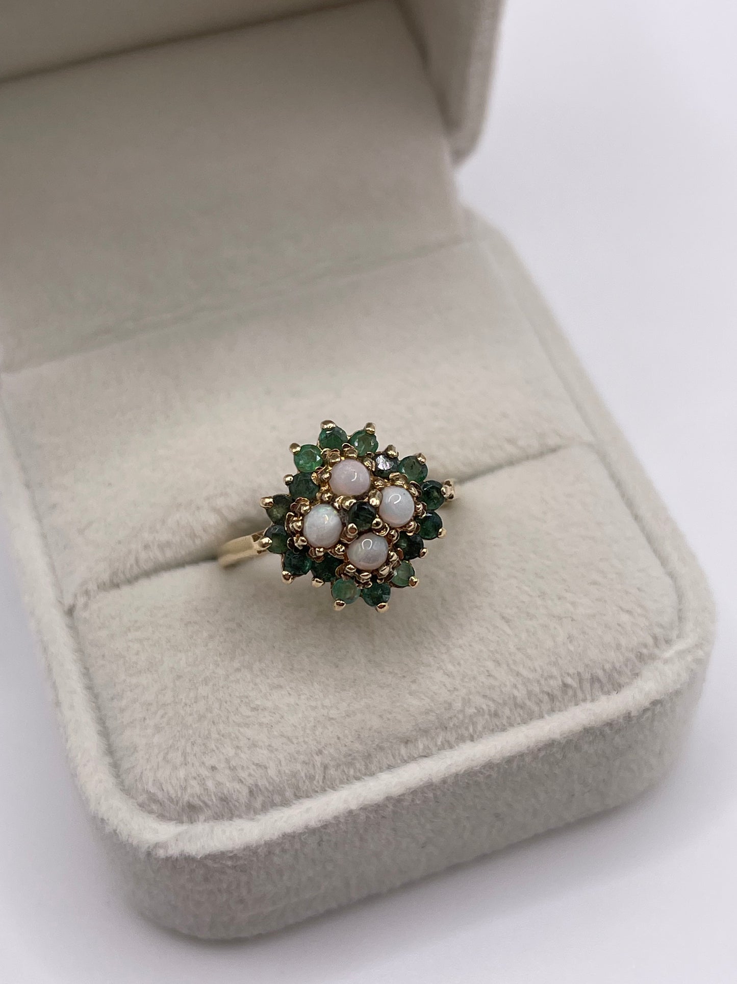 9ct gold opal and emerald ring