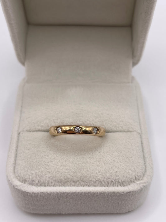 9ct gold diamond ring