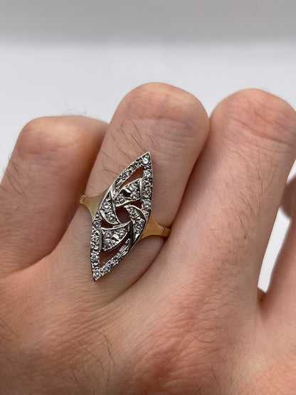 9ct gold cz navette ring