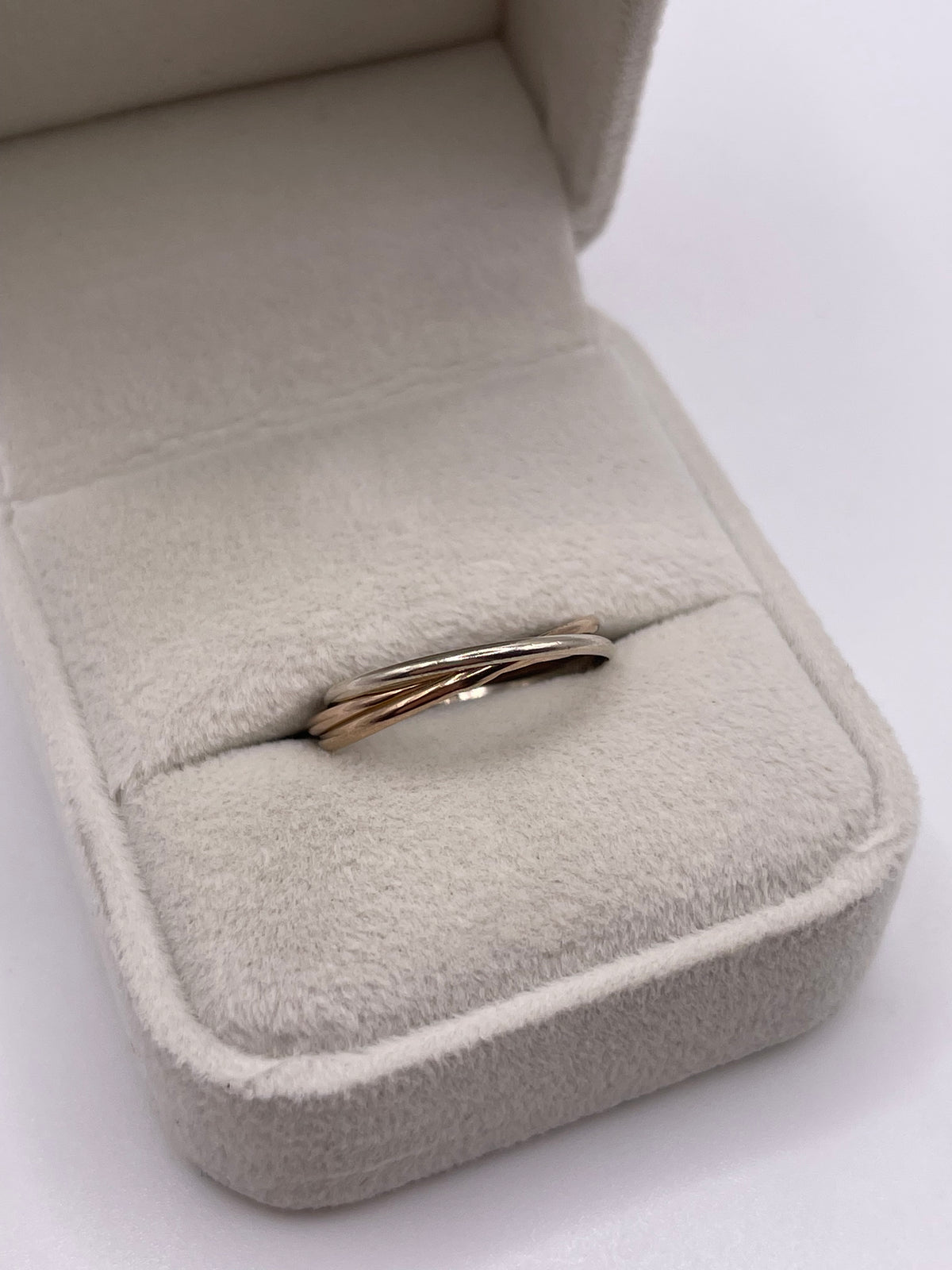 9ct tri gold ring