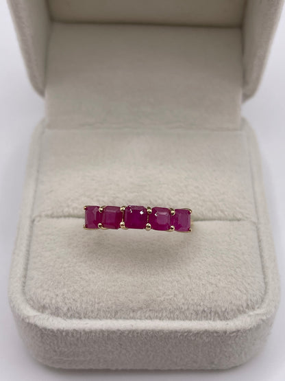 9ct gold ruby ring