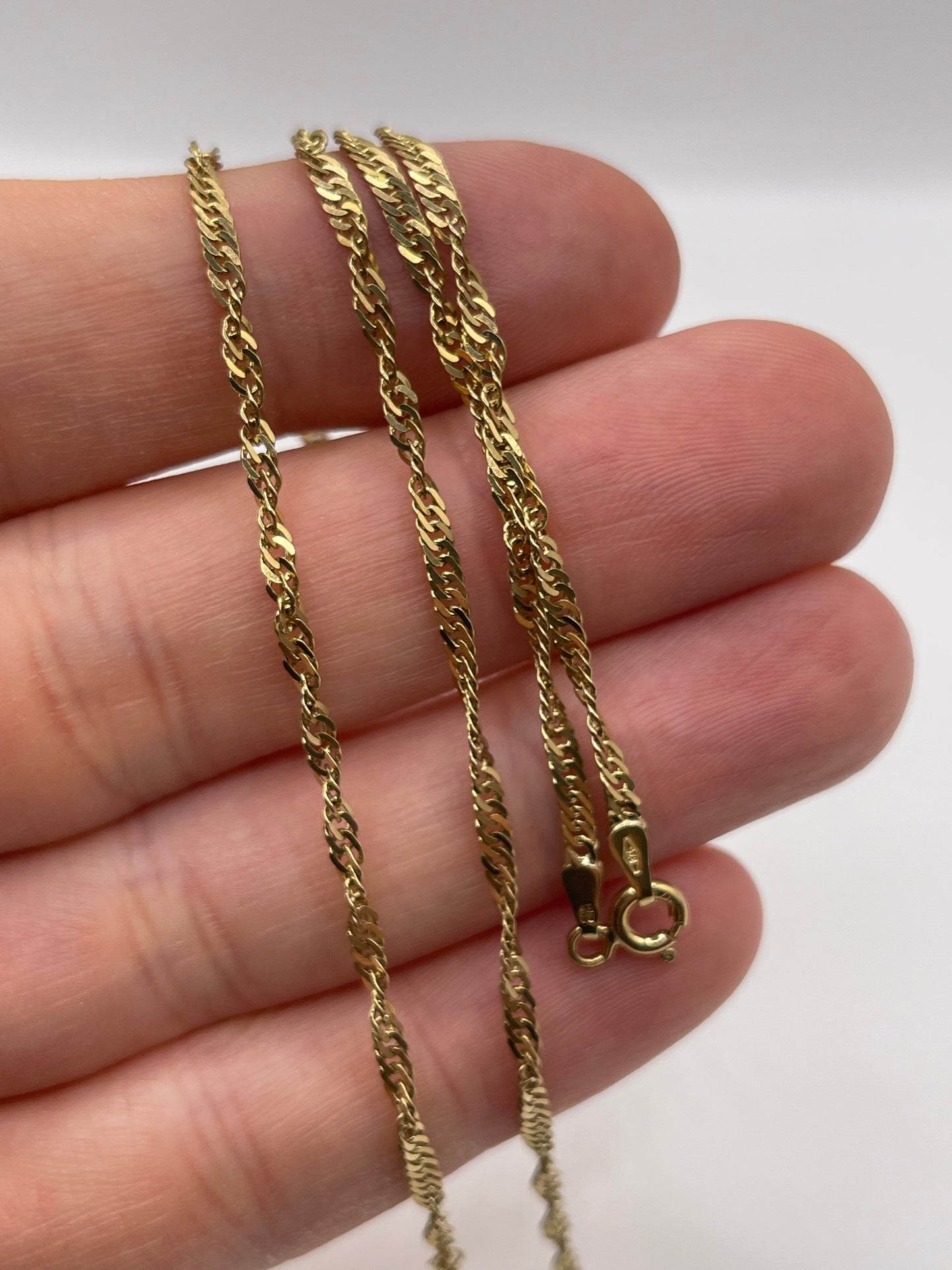 9ct gold chain 135