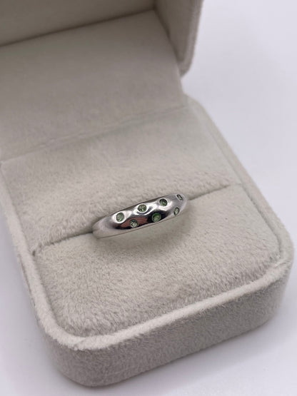 9ct white gold tsavorite garnet ring