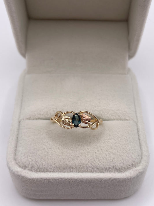 9ct gold blue topaz ring