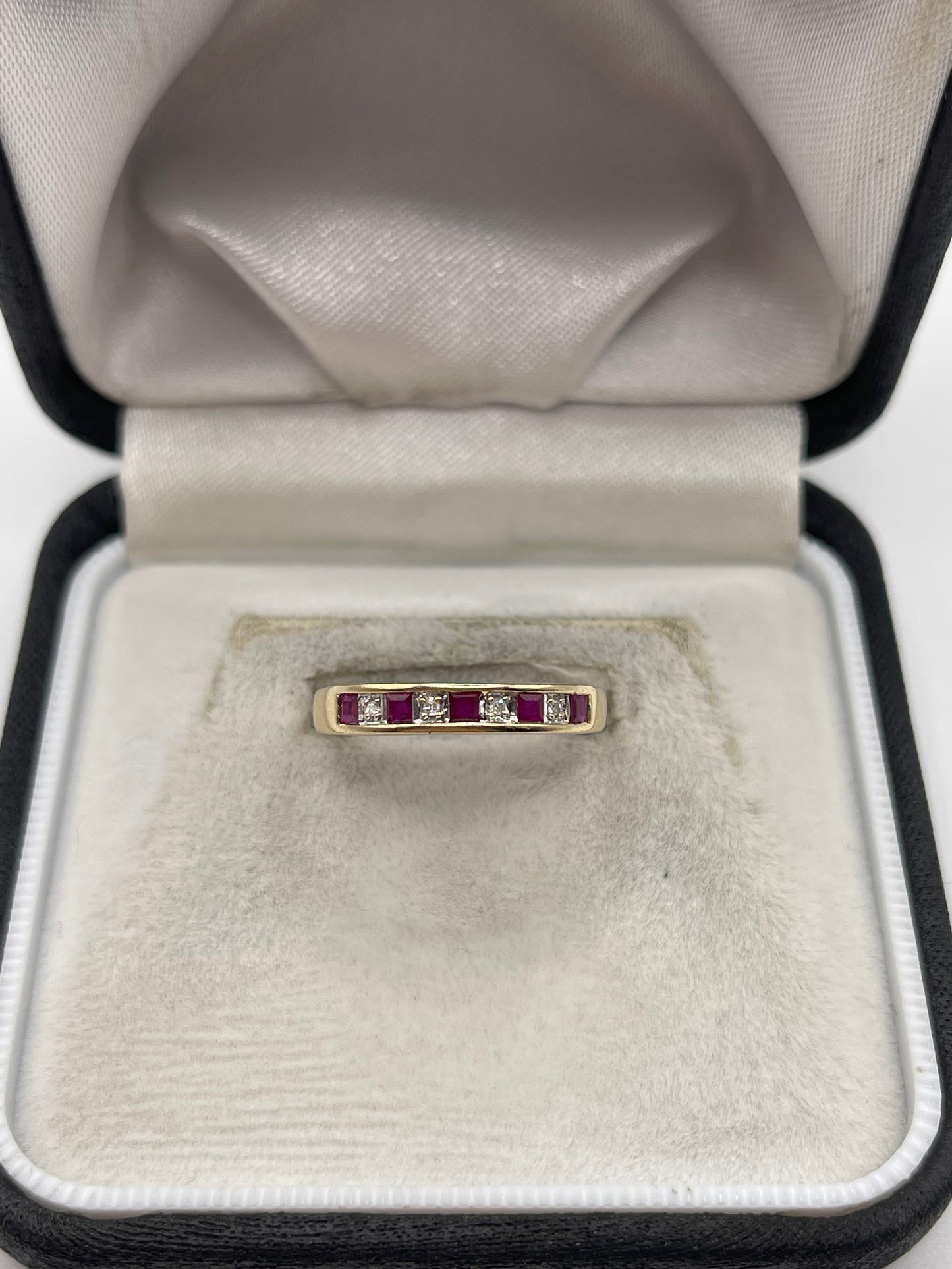 9ct gold ruby and diamond ring