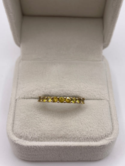 9ct gold quartz ring