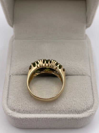 9ct gold peridot and diamond ring