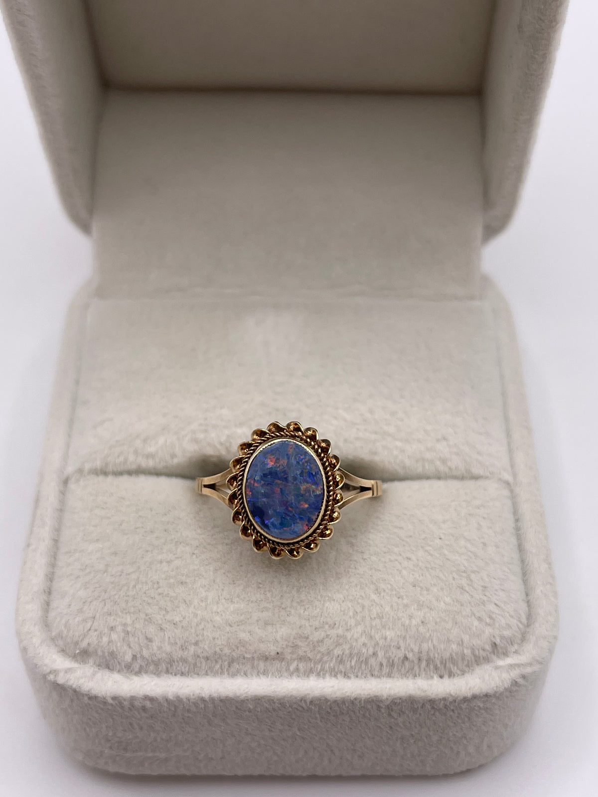 9ct gold opal doublet ring