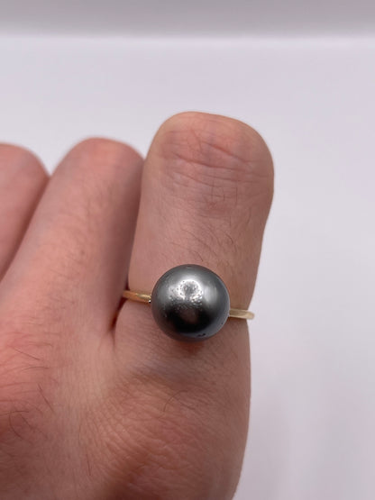 9ct gold pearl and diamond ring