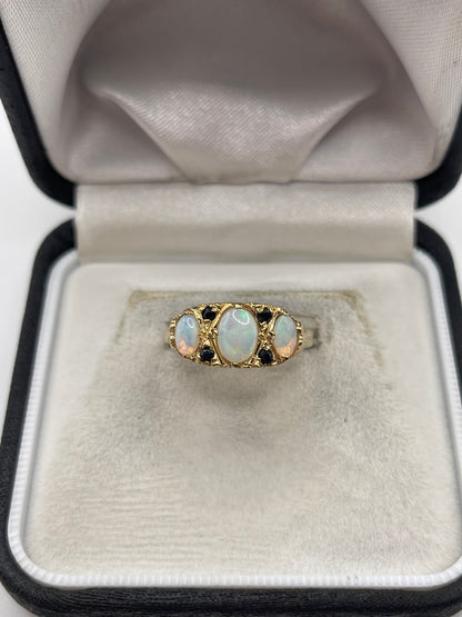 9ct gold opal and sapphire ring