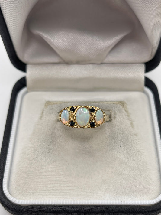 9ct gold opal and sapphire ring
