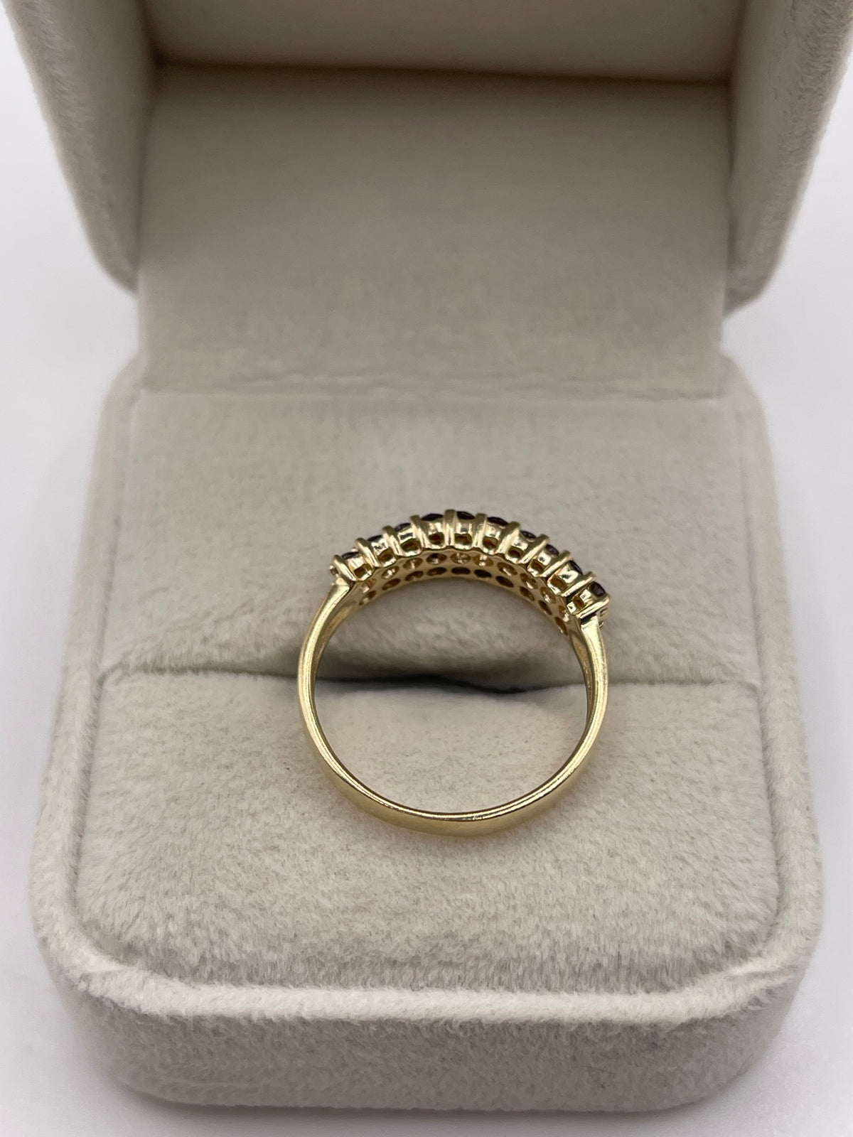 9ct gold garnet cluster ring