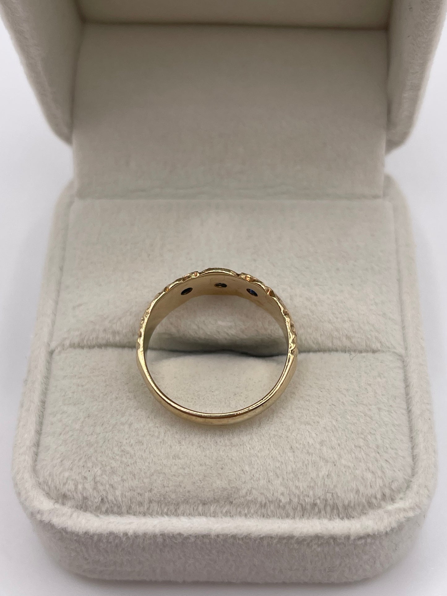 9ct gold paste gypsy ring