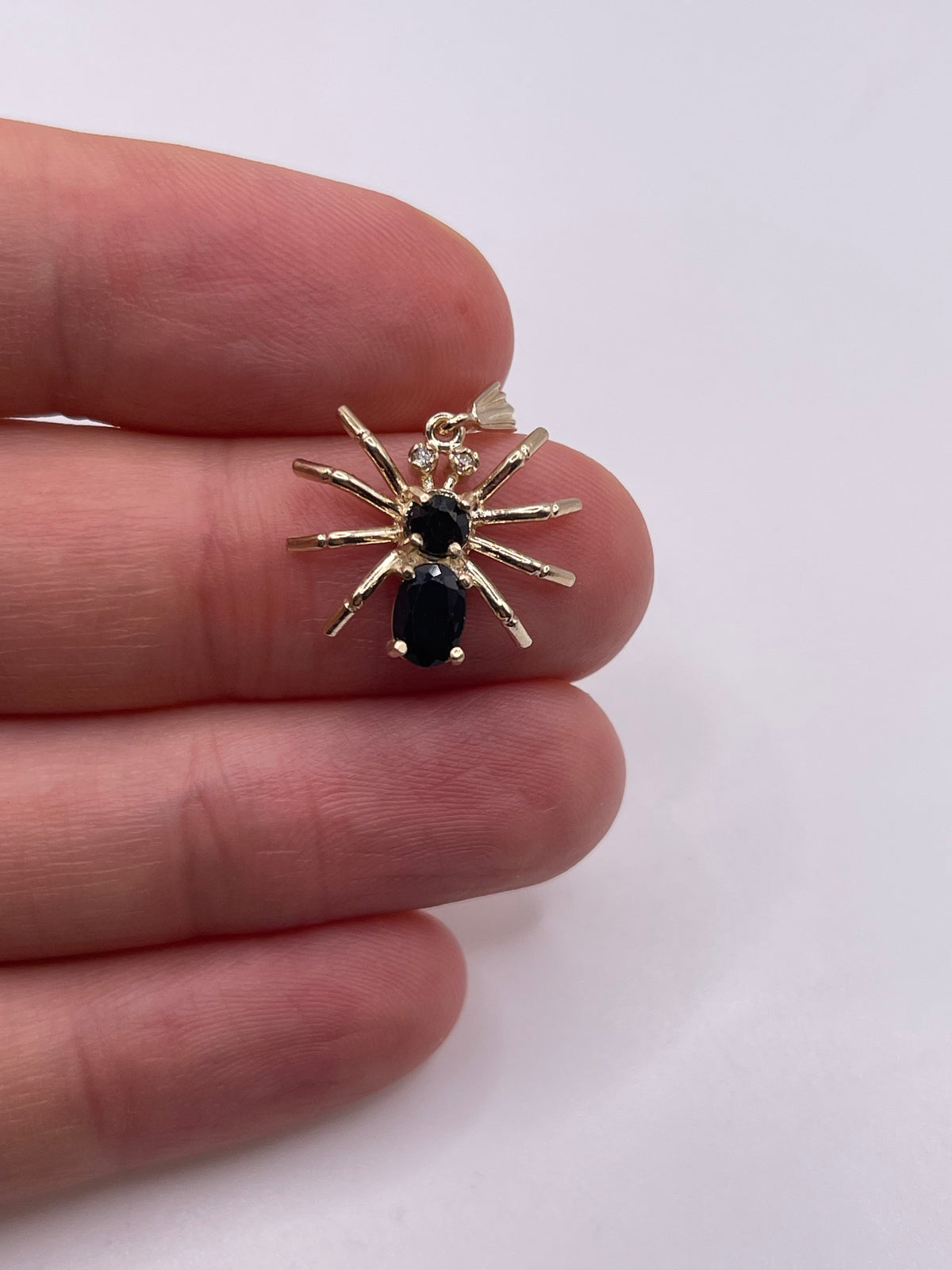 9ct gold sapphire and diamond spider pendant