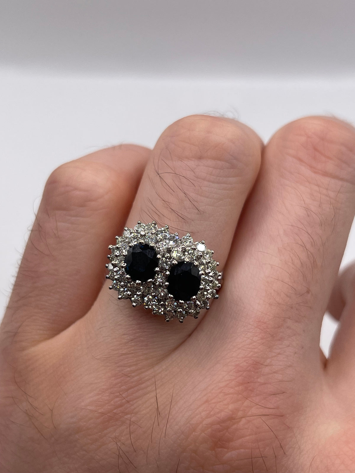 18ct white gold sapphire and diamond ring
