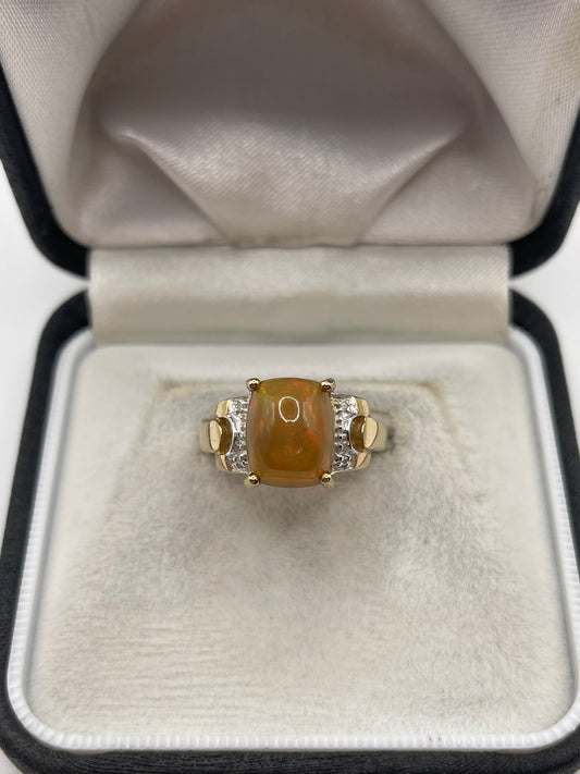 9ct gold opal and diamond ring