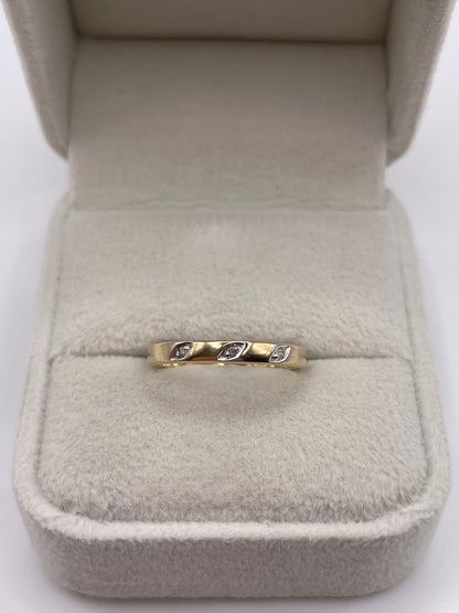 9ct gold diamond ring