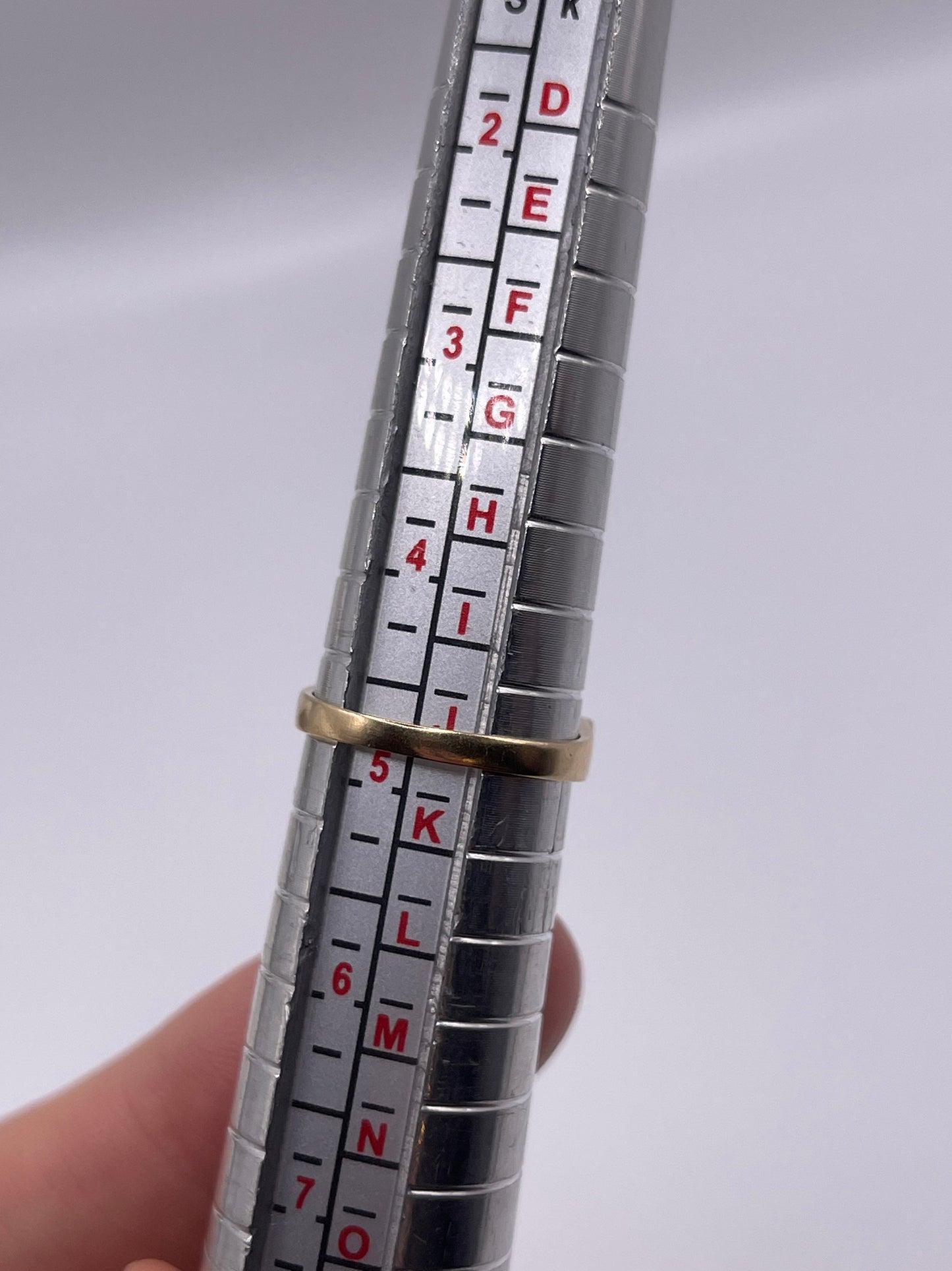 9ct gold emerald ring