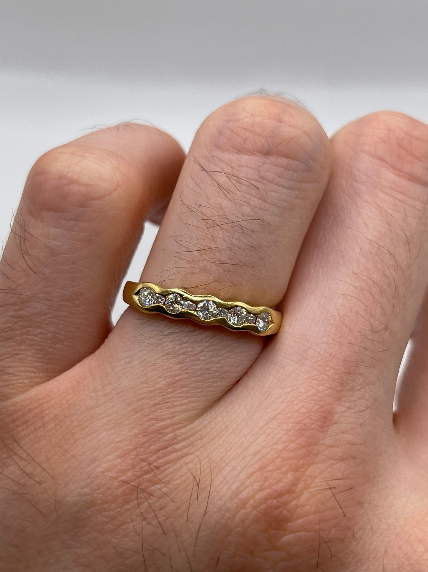 18ct gold diamond ring