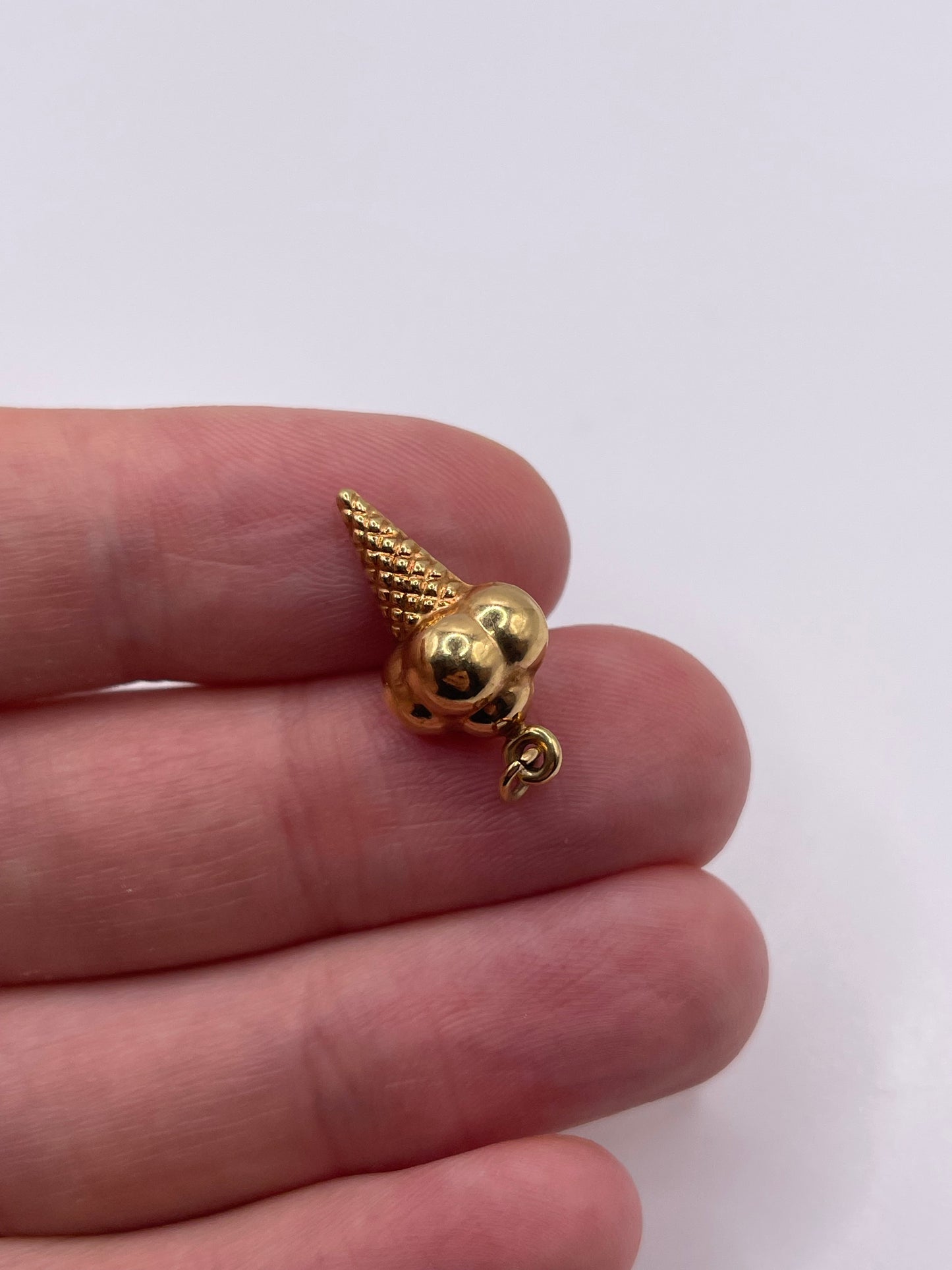 9ct gold ice cream charm