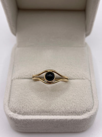 9ct gold onyx ring