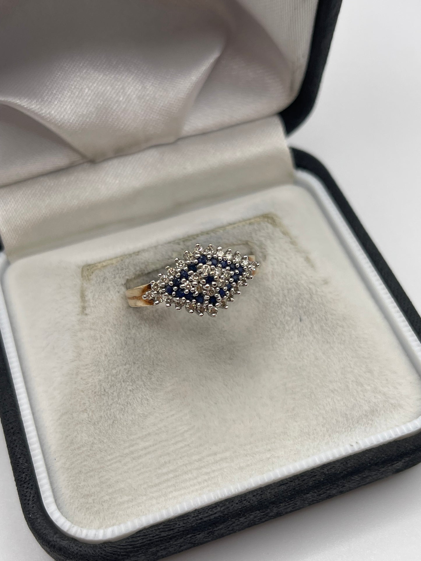9ct gold sapphire and diamond ring