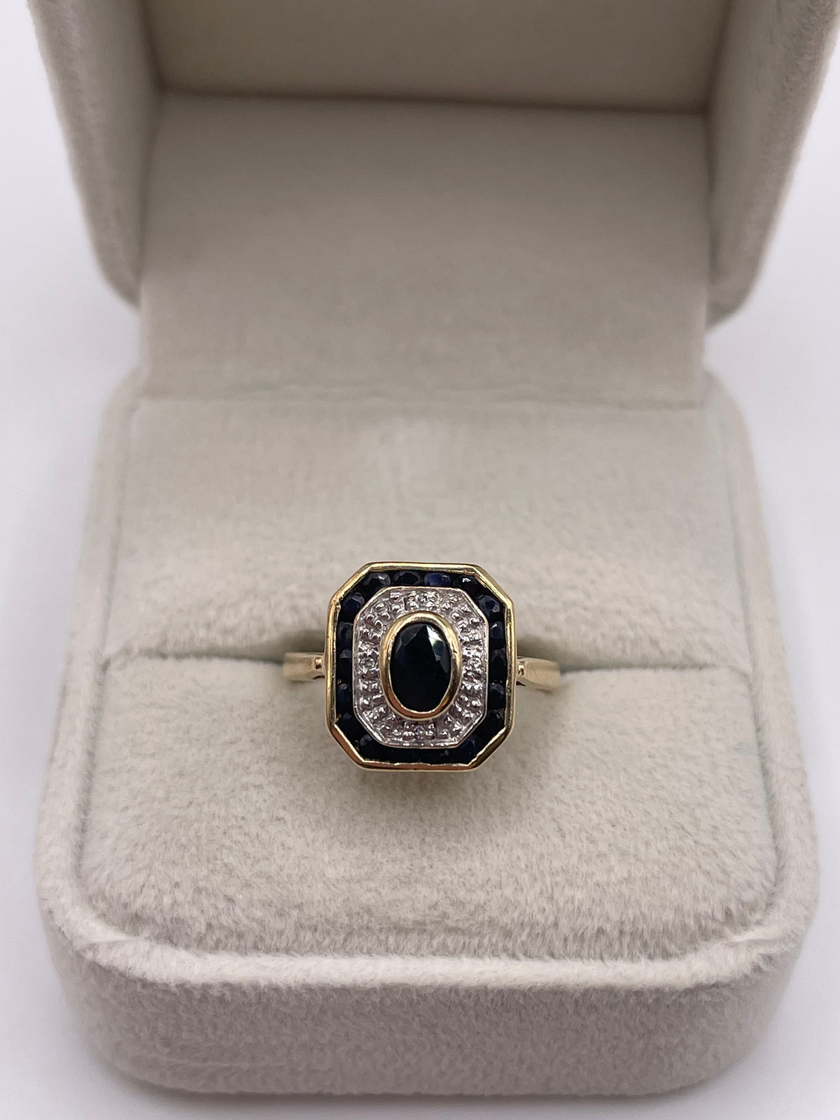 9ct gold sapphire and diamond ring