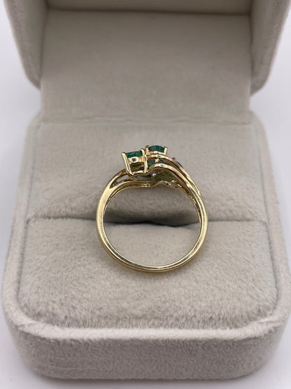 9ct gold emerald and diamond ring