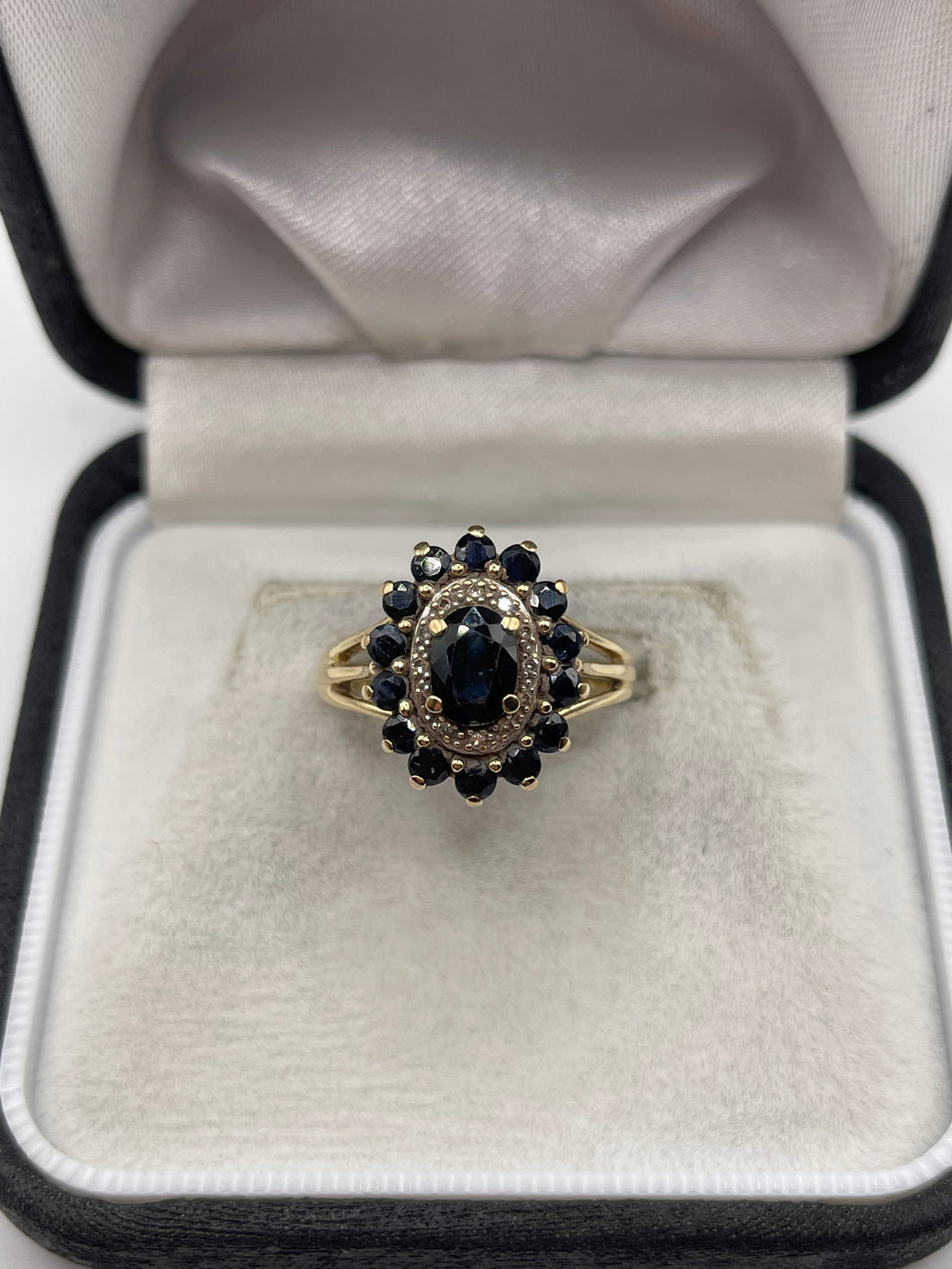 9ct gold sapphire and diamond ring