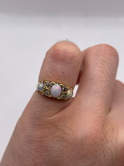 Antique 18ct gold opal and diamond ring