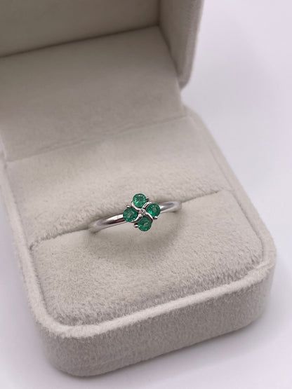 9ct white gold emerald and diamond ring