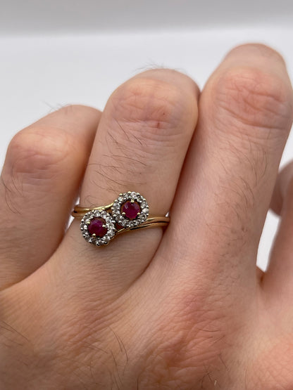 9ct gold ruby and zircon ring