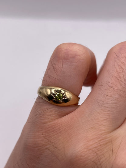 9ct gold peridot gypsy ring