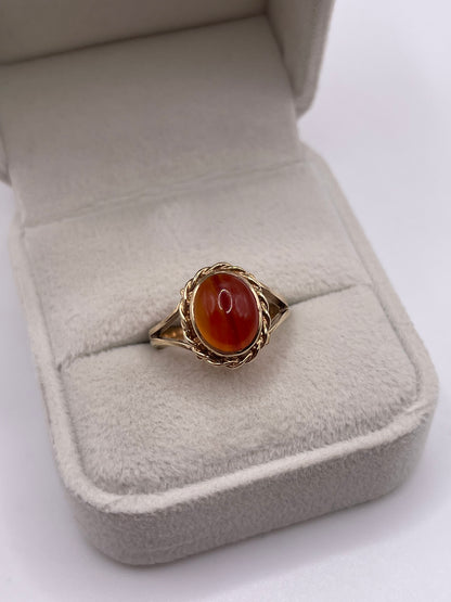 9ct gold agate ring